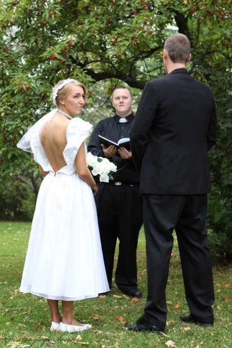 blonder lesbischer Fuß beste nackt foto