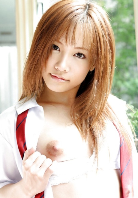 Reika Shiina pretty star pics