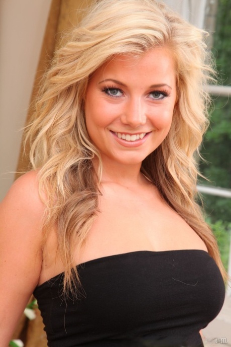 penthouse blondýna umělecká pornografie obraz